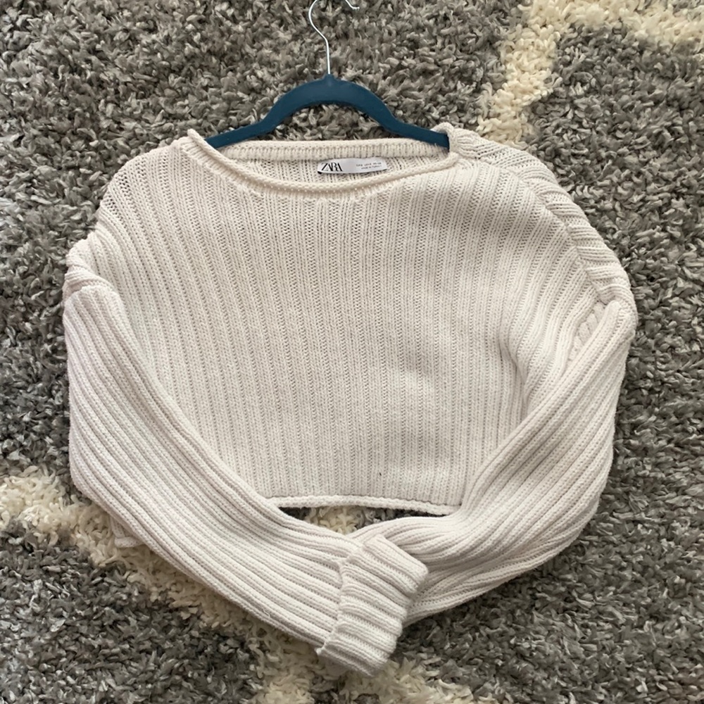 ZARA Cropped Chunky Sweater